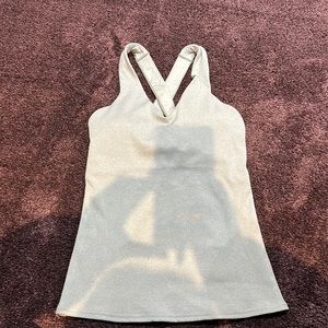 Alo Yoga grey tank top size medium